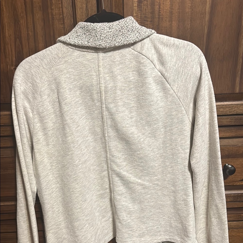 LOFT Cream Blazer Sweater Elegant Layering Essential - Picture 3 of 3